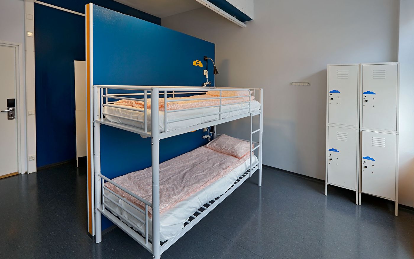 8 Bed Mixed Dormitory - Cheapsleep.fi